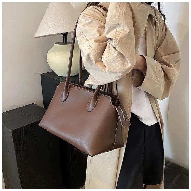 Shoulder Bag 2024 New Underarm Casual Bag Summer Simple Day Temperament Fashion Crossbody Bag Bolsa crossbody de gran capacidad