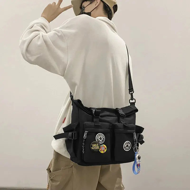 Shoulder bag, men's bag, new trendy brand, casual fashion crossbody bag, handy, simple and versatile, student cargo backpack
