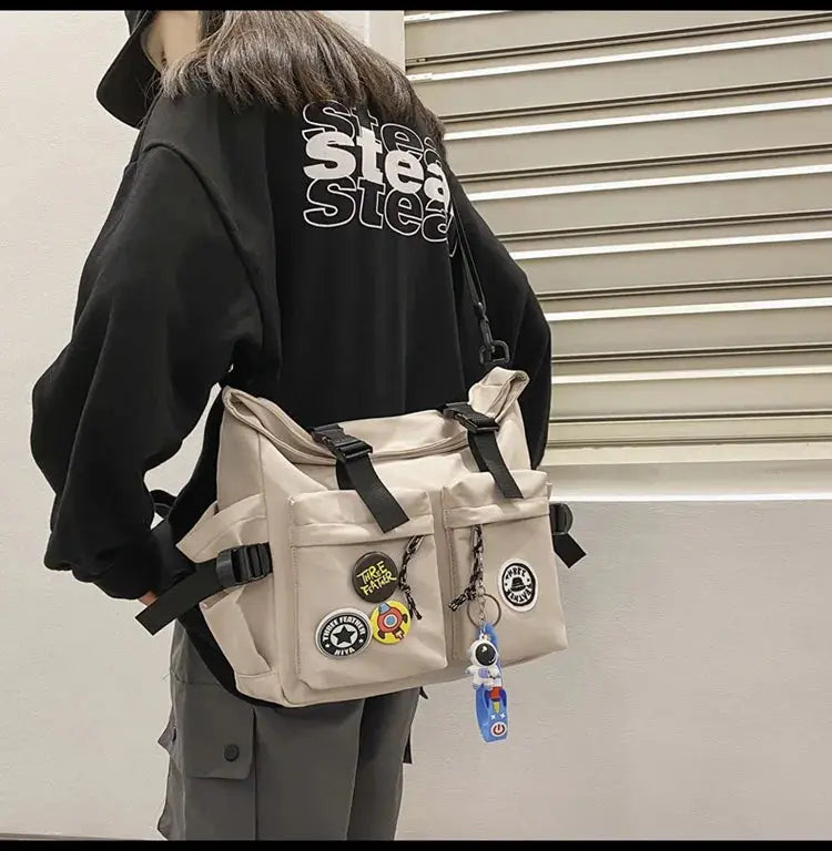 Shoulder bag, men's bag, new trendy brand, casual fashion crossbody bag, handy, simple and versatile, student cargo backpack