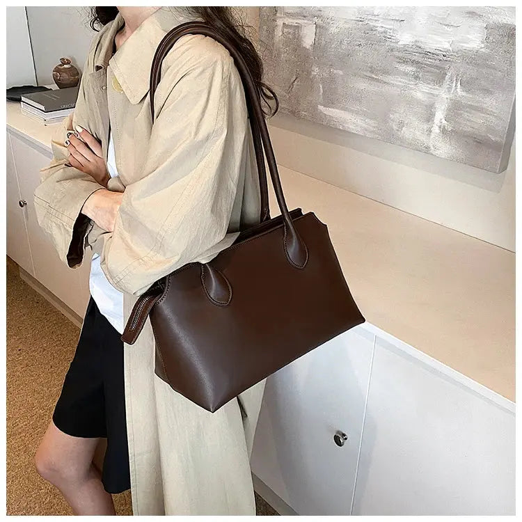 Shoulder Bag 2024 New Underarm Casual Bag Summer Simple Day Temperament Fashion Crossbody Bag Bolsa crossbody de gran capacidad