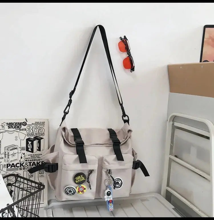Shoulder bag, men's bag, new trendy brand, casual fashion crossbody bag, handy, simple and versatile, student cargo backpack