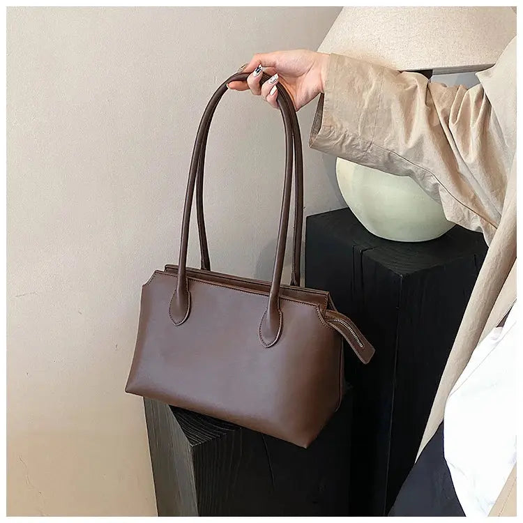 Shoulder Bag 2024 New Underarm Casual Bag Summer Simple Day Temperament Fashion Crossbody Bag Bolsa crossbody de gran capacidad