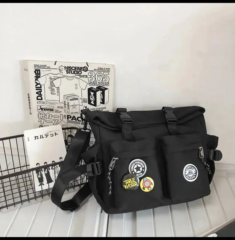 Shoulder bag, men's bag, new trendy brand, casual fashion crossbody bag, handy, simple and versatile, student cargo backpack