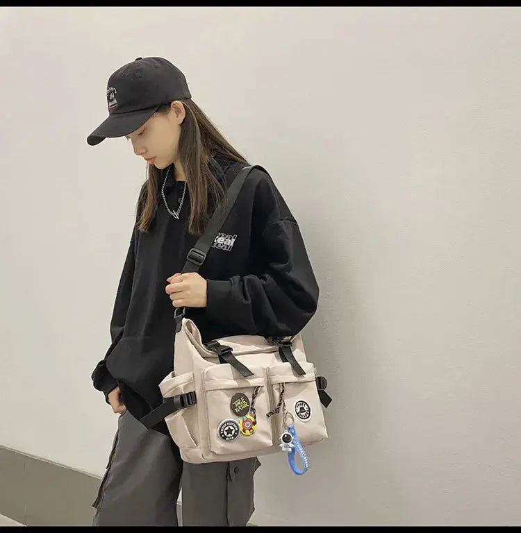 Shoulder bag, men's bag, new trendy brand, casual fashion crossbody bag, handy, simple and versatile, student cargo backpack