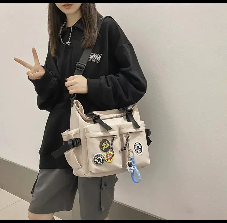 Shoulder bag, men's bag, new trendy brand, casual fashion crossbody bag, handy, simple and versatile, student cargo backpack