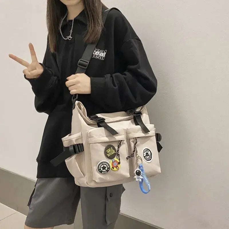 Shoulder bag, men's bag, new trendy brand, casual fashion crossbody bag, handy, simple and versatile, student cargo backpack