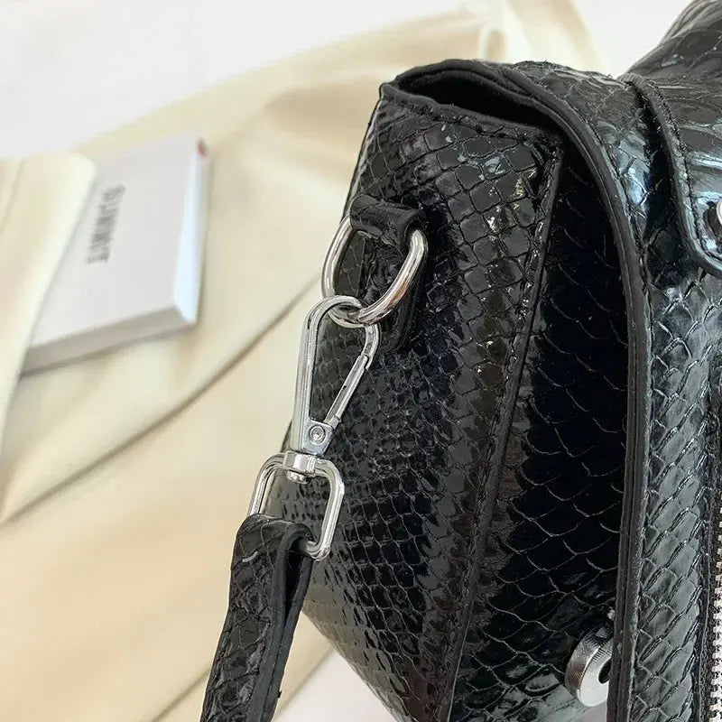 Shoulder Bag Tote 2025 Trend Lapel Jacket Women's Bag  Purse Fashion Rivets Zipper Female Crossbody Bag Luxury Handbag