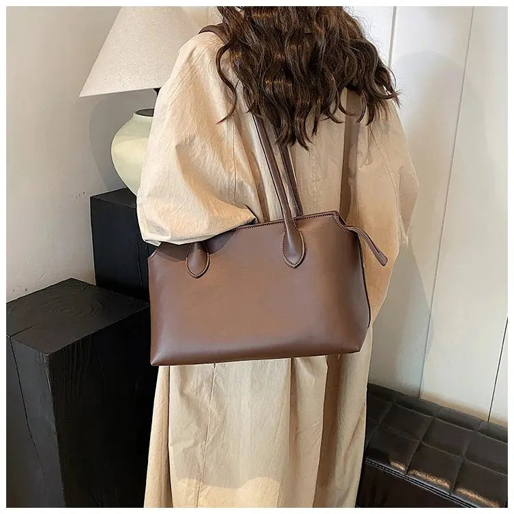 Shoulder Bag 2024 New Underarm Casual Bag Summer Simple Day Temperament Fashion Crossbody Bag Bolsa crossbody de gran capacidad